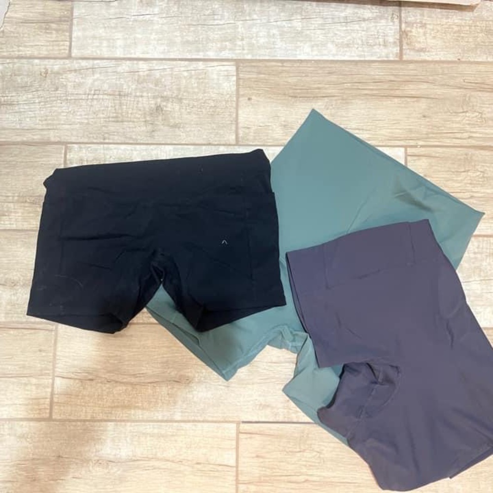 Maternity biker shorts bundle.